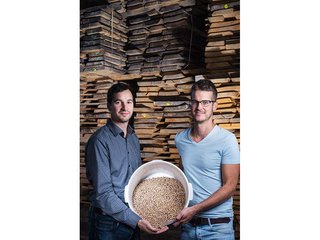 Die Cousins Gauthier (r.) und Benjamin Corbat gehen mit der H2Bois SA neue Wege zur grünen Energiegewinnung.
